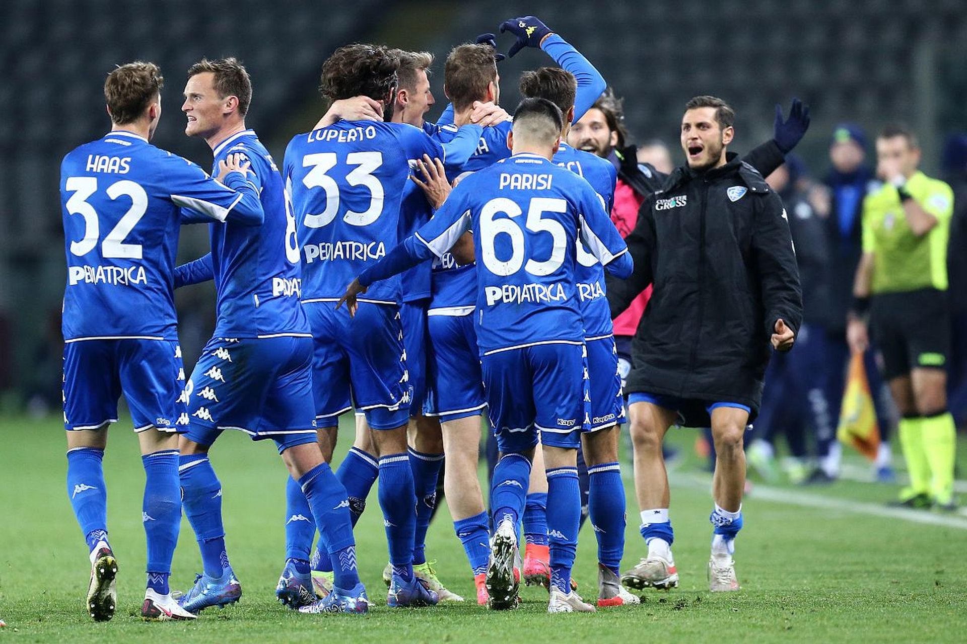 激烈的西部 激烈的西部